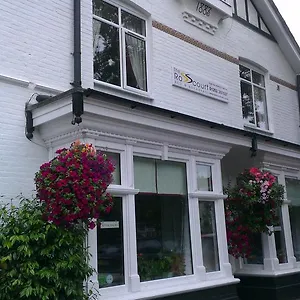 Guest house Relax At Rosscourt Guest House-Free On Site Parking (Adults Only), Bournemouth