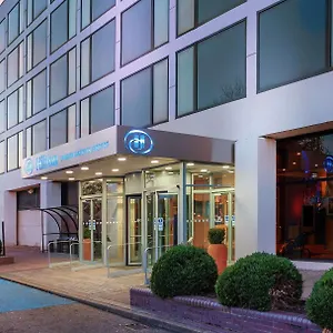 Hilton London Gatwick Airport Hotel Horley