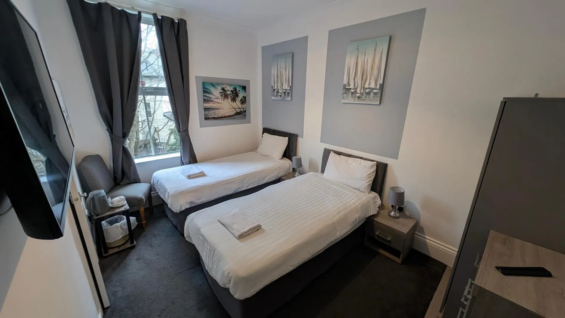 Cecil Court Hotel Μπόρνμουθ